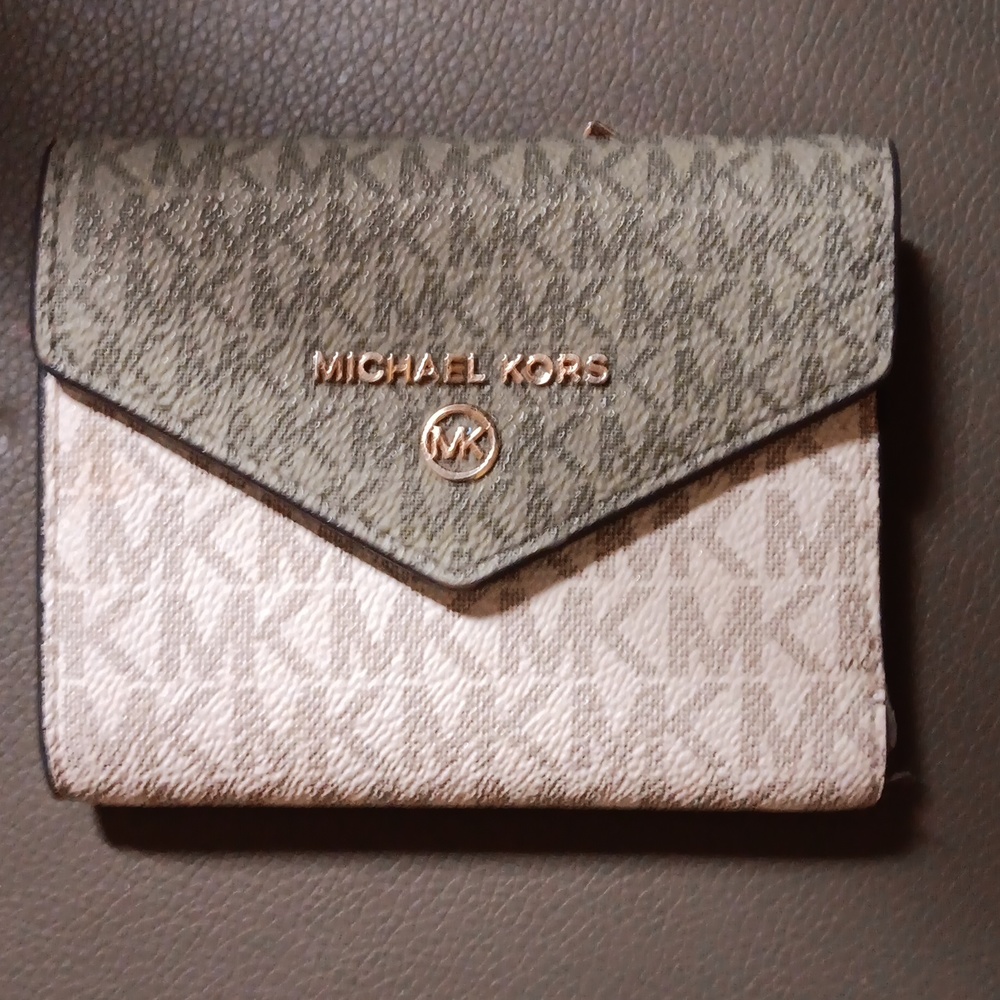 Michael Kors wallet